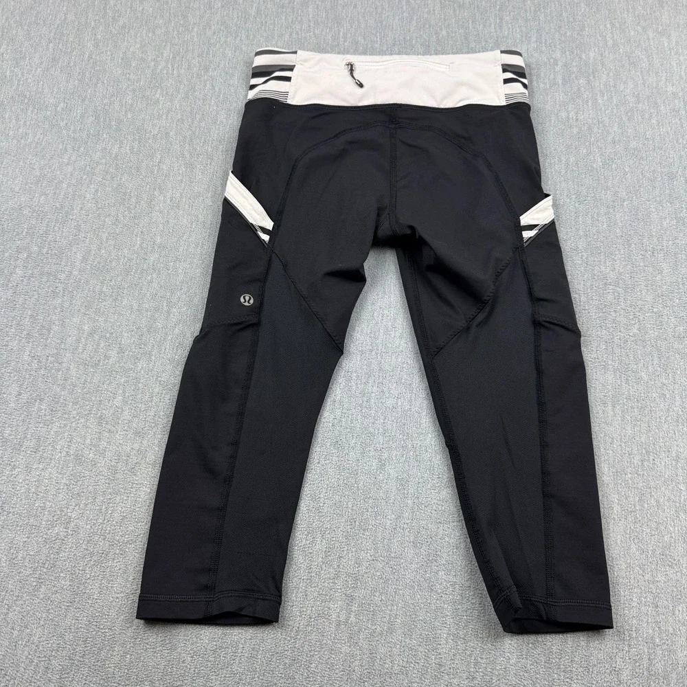 Lululemon Leggings Womens 4 Black White Run Mod Moves Crop 17